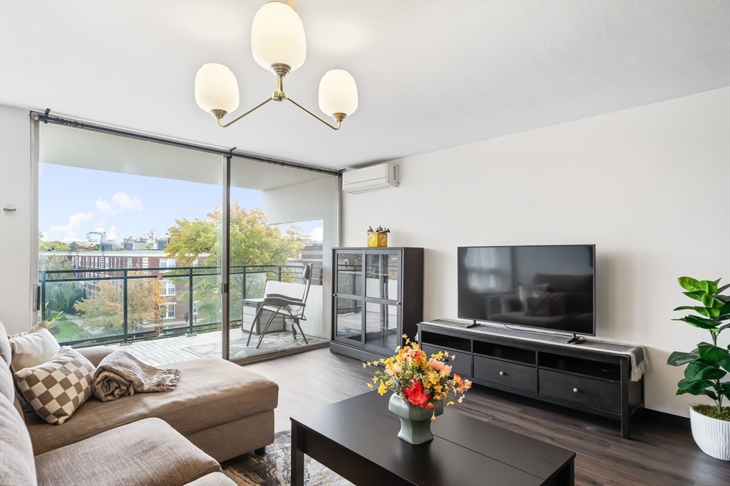60 Babcock St # 43