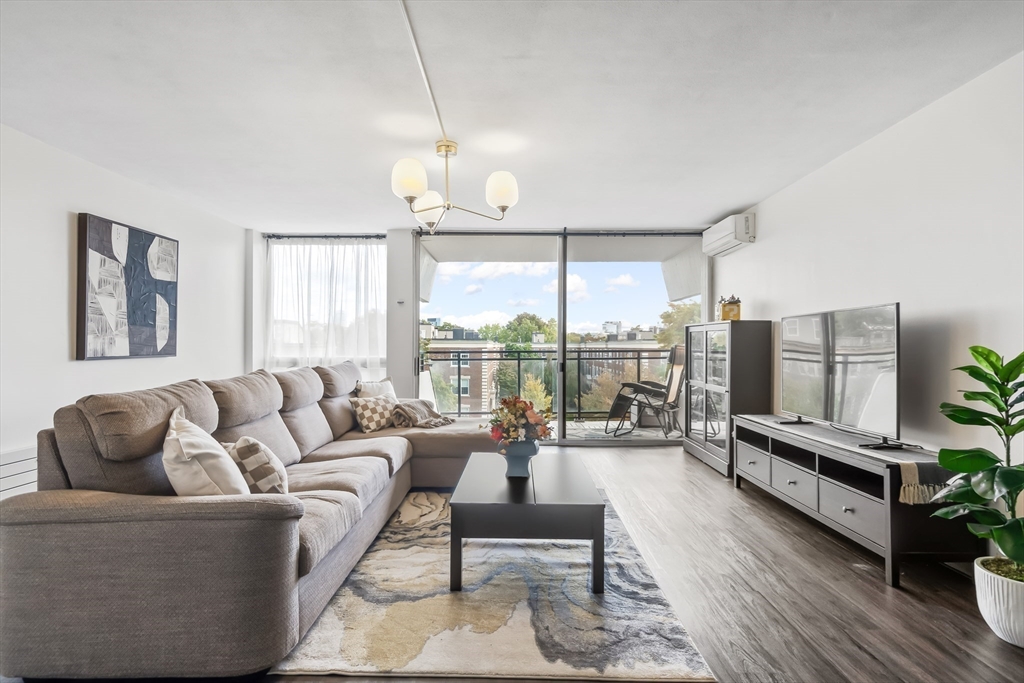 60 Babcock St # 43