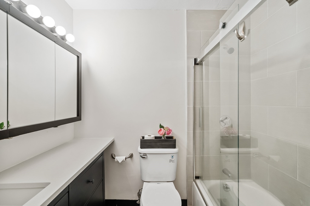 60 Babcock St # 43