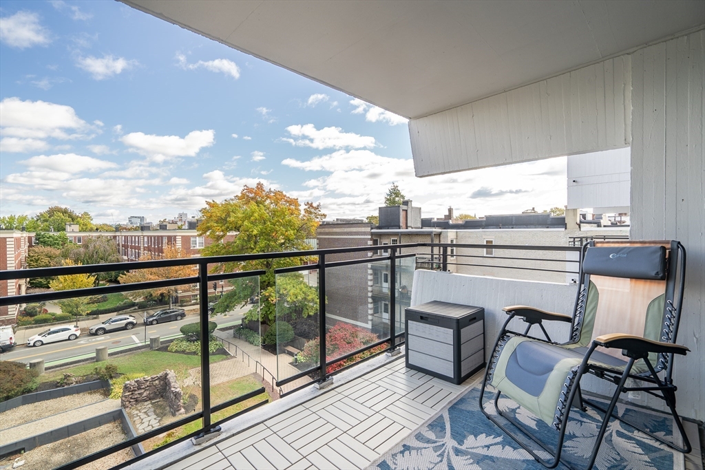 60 Babcock St # 43