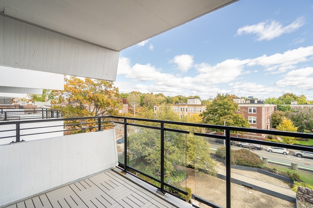 60 Babcock St # 43