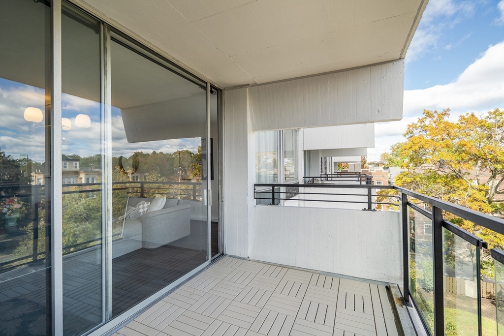60 Babcock St # 43