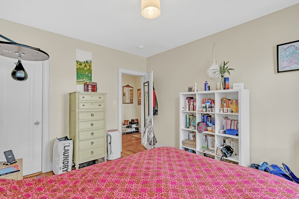247 Chestnut Hill Ave # 32