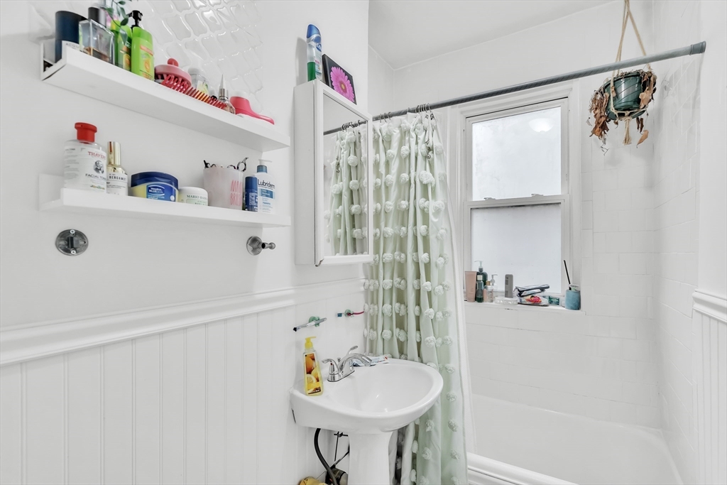 247 Chestnut Hill Ave # 32