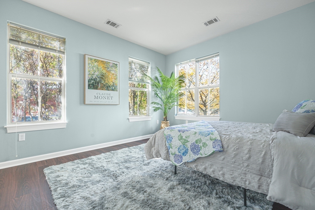 3 Repton Cir # 3104