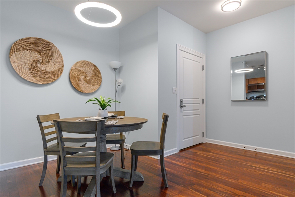 3 Repton Cir # 3104