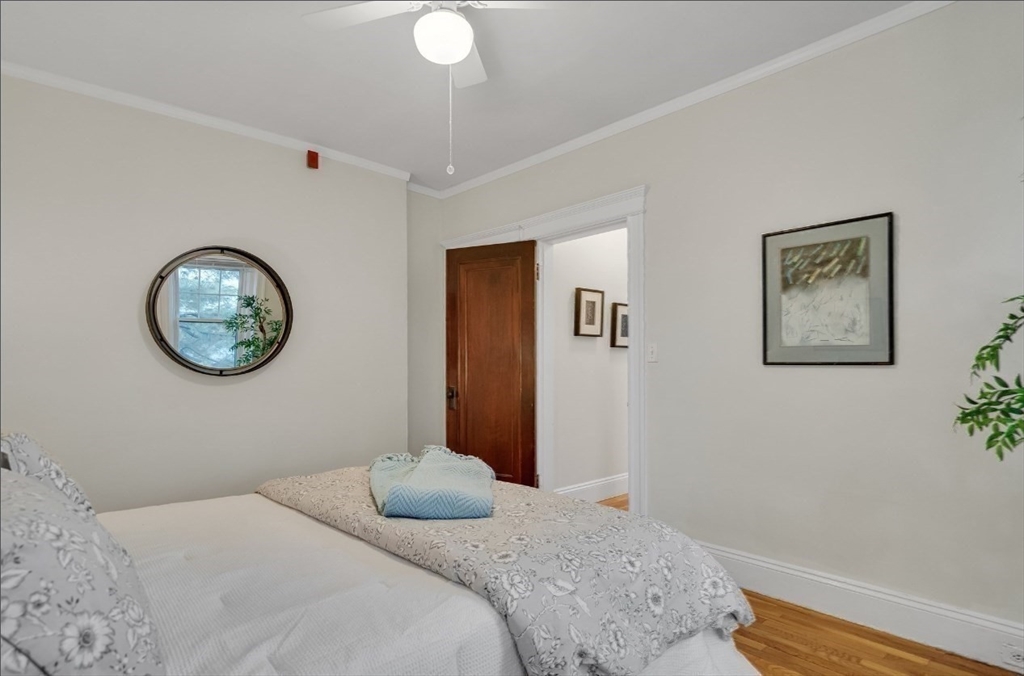 4 Crawford St # 11