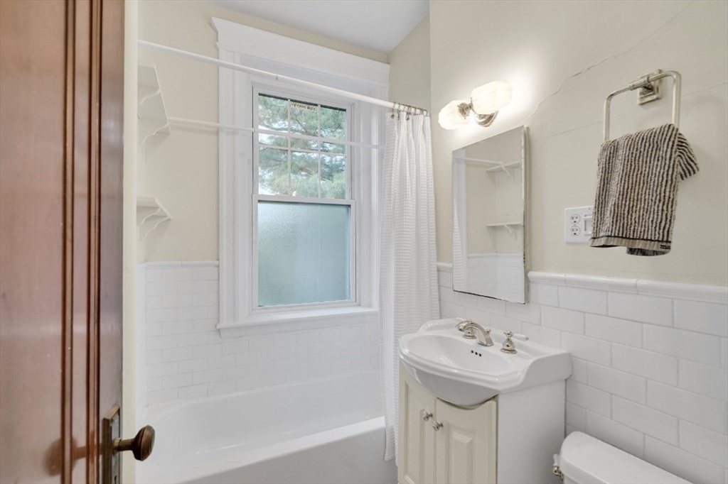 4 Crawford St # 11