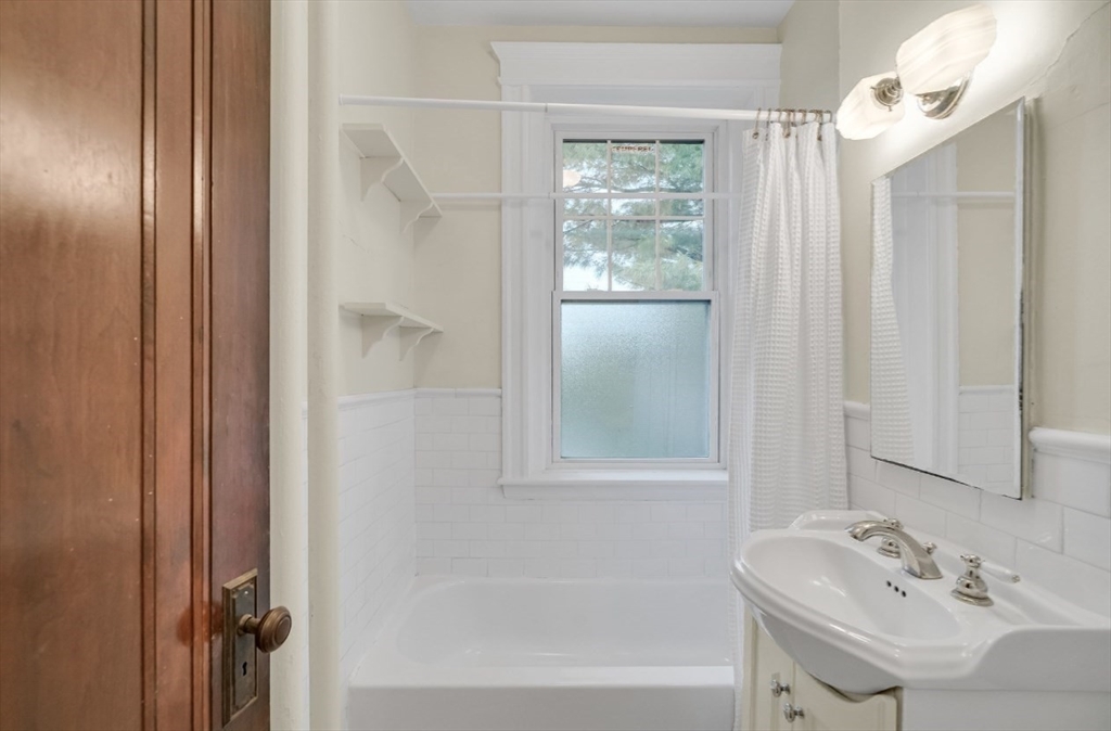 4 Crawford St # 11