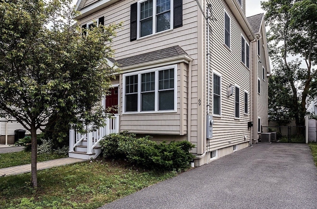 69 Davis Rd # 69