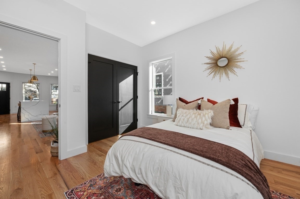18 Windsor Rd # 1