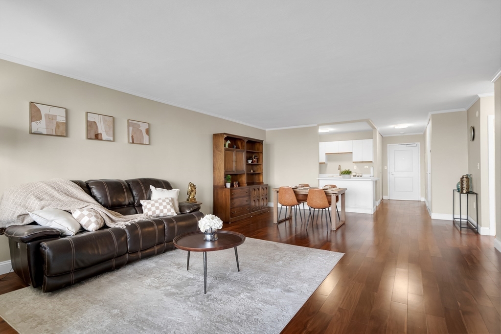 8 Whittier Place # 20A