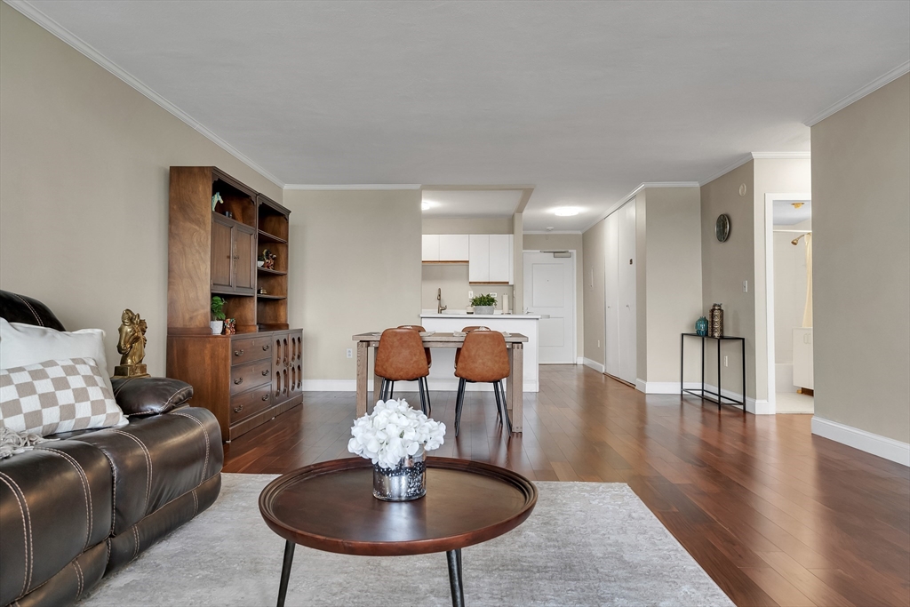 8 Whittier Place # 20A