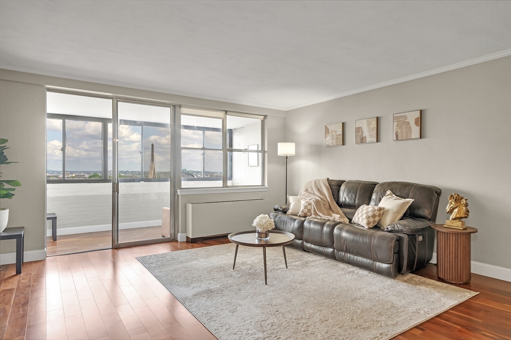 8 Whittier Place # 20A