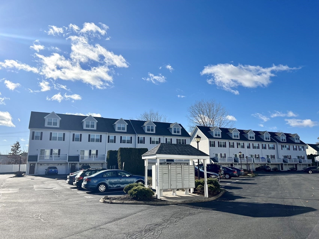 105 Myrtle St # 105