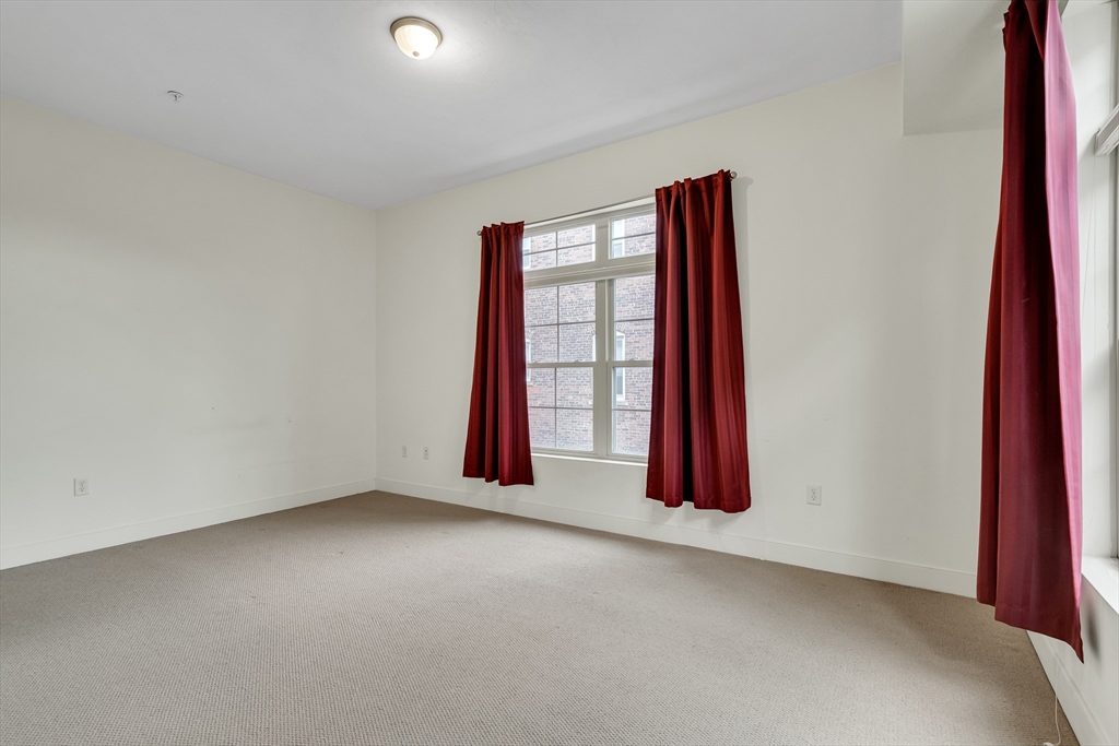 9 Gardner St # 7