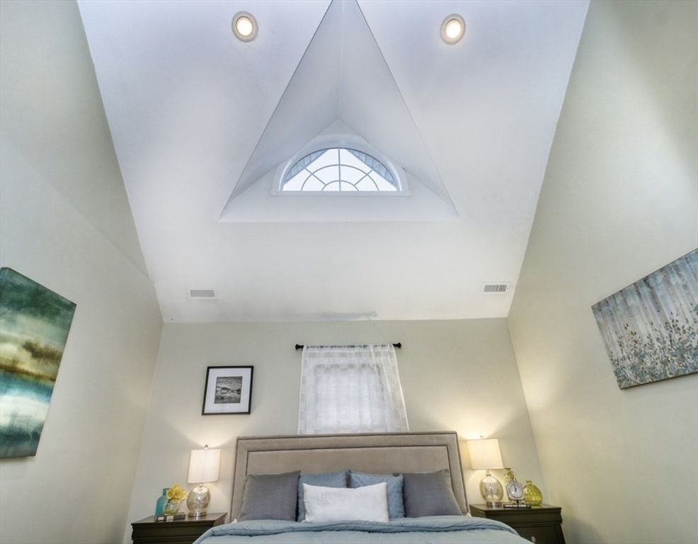 5 Floyd St # 3