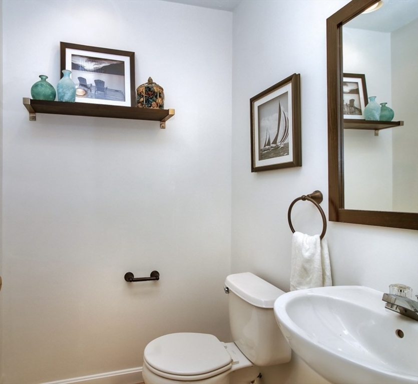 5 Floyd St # 3