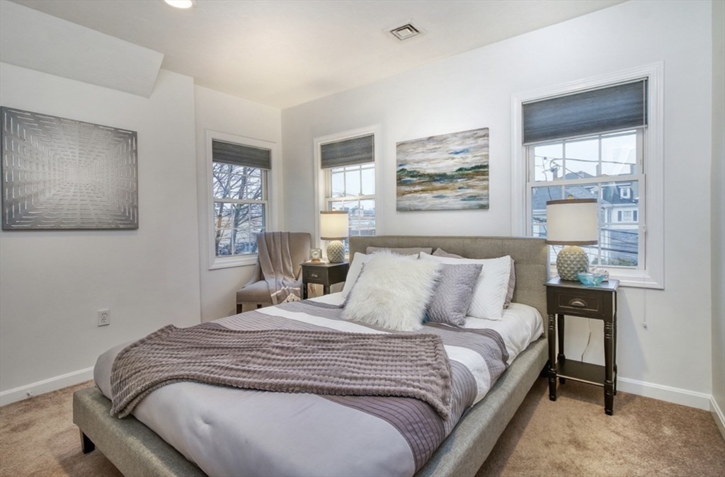 5 Floyd St # 3