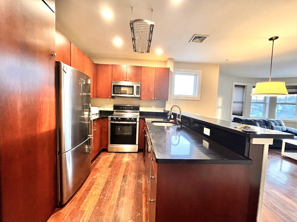 533 Cambridge Street # 301