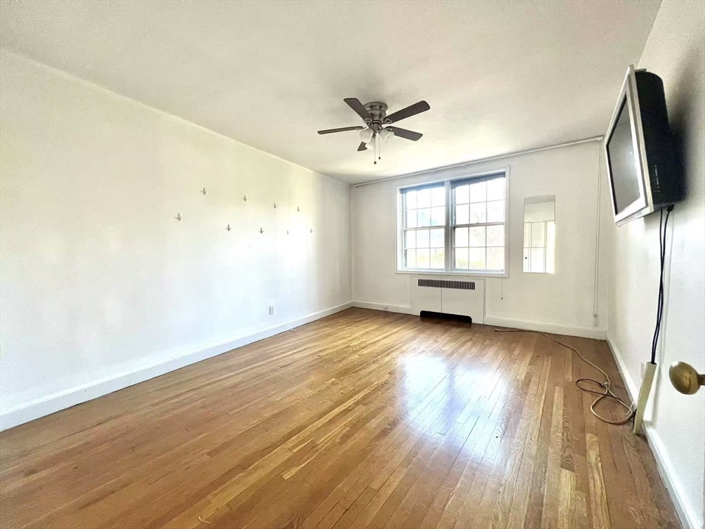50 Follen St # 207