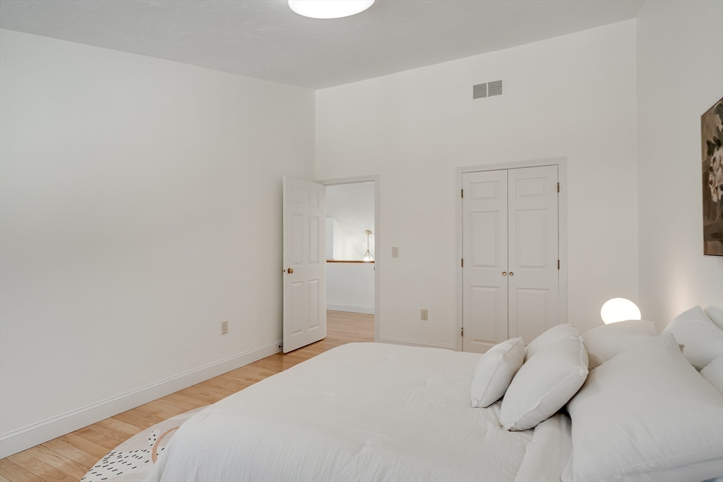 4 Weybridge Ln # 23D