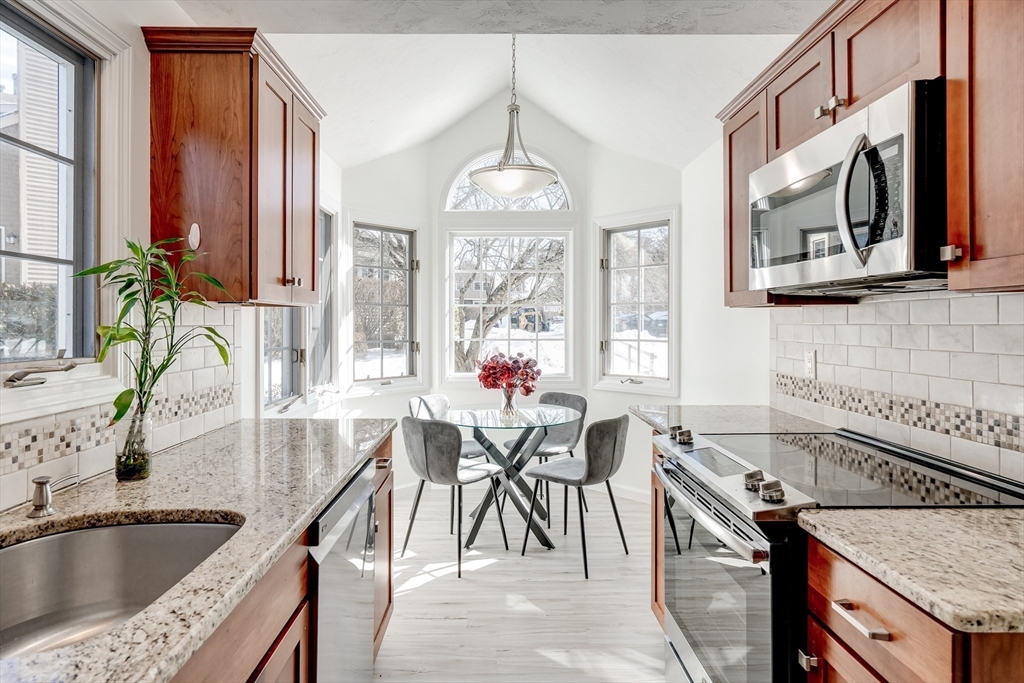 4 Weybridge Ln # 23D