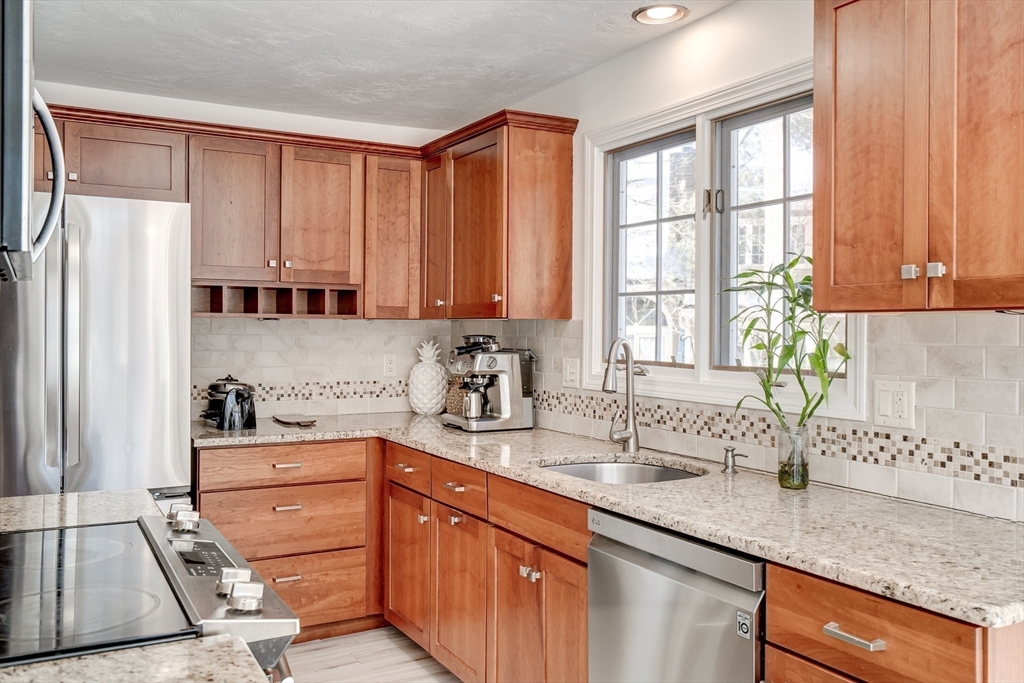 4 Weybridge Ln # 23D