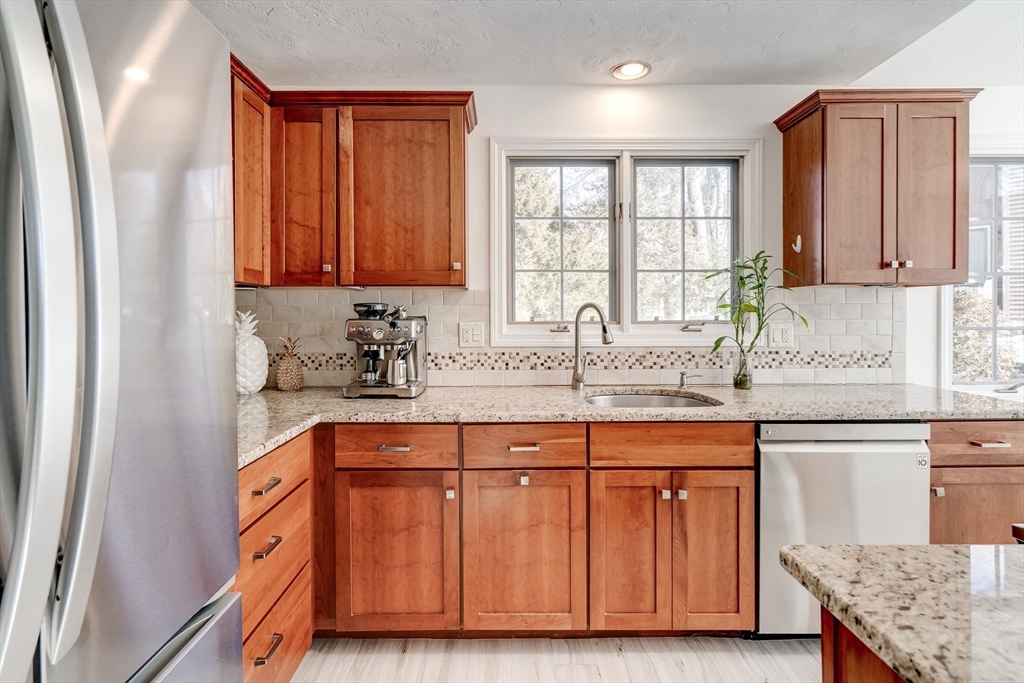 4 Weybridge Ln # 23D