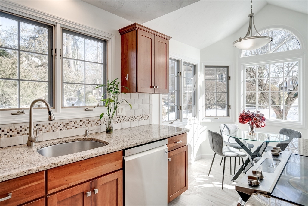 4 Weybridge Ln # 23D