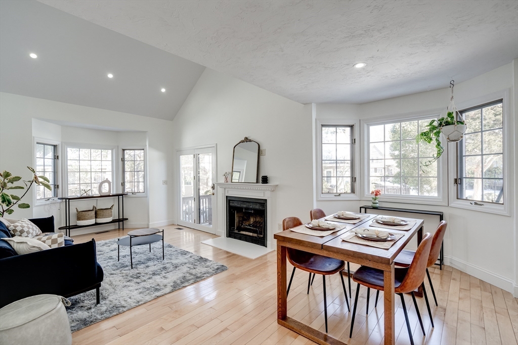 4 Weybridge Ln # 23D