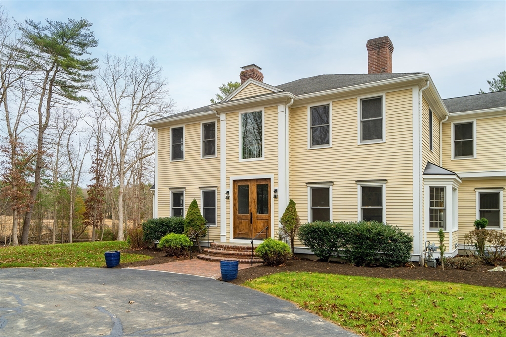 17 Arrowhead Drive