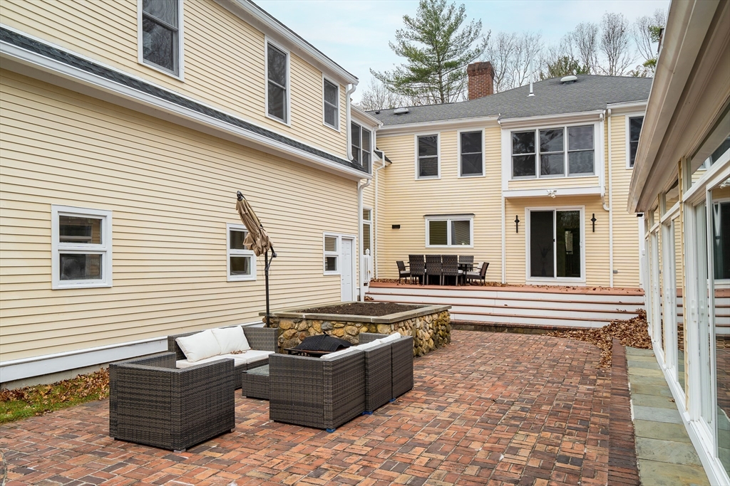 17 Arrowhead Drive