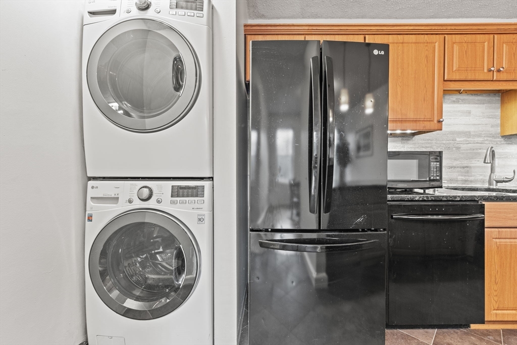 1419 Commonwealth Ave # 303
