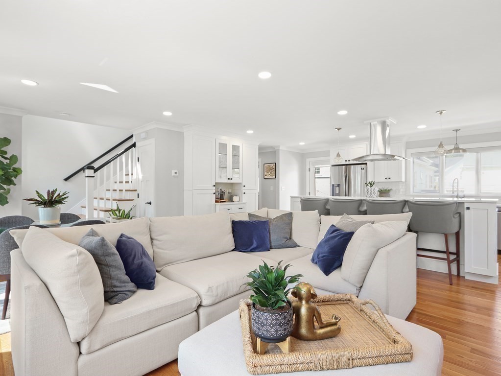 36 Town Hillvstreet # A