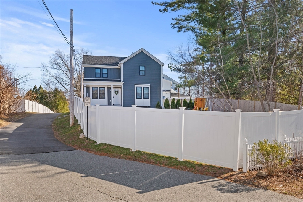25 Fenton Rd