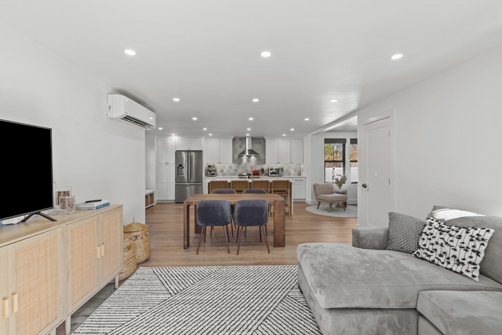 25 Fenton Rd