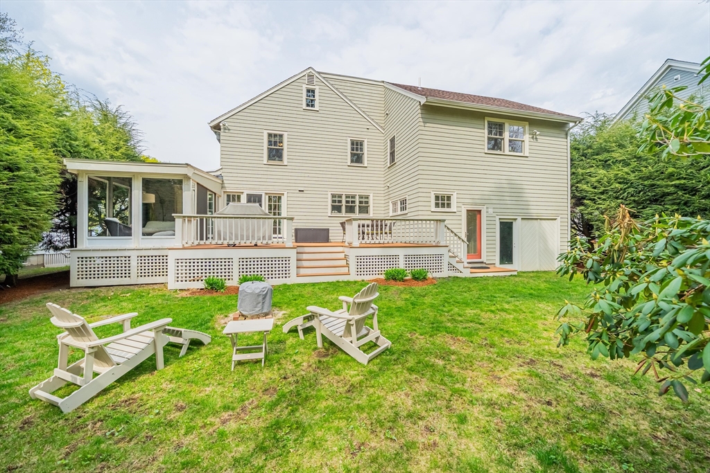 11 Hilltop Ave