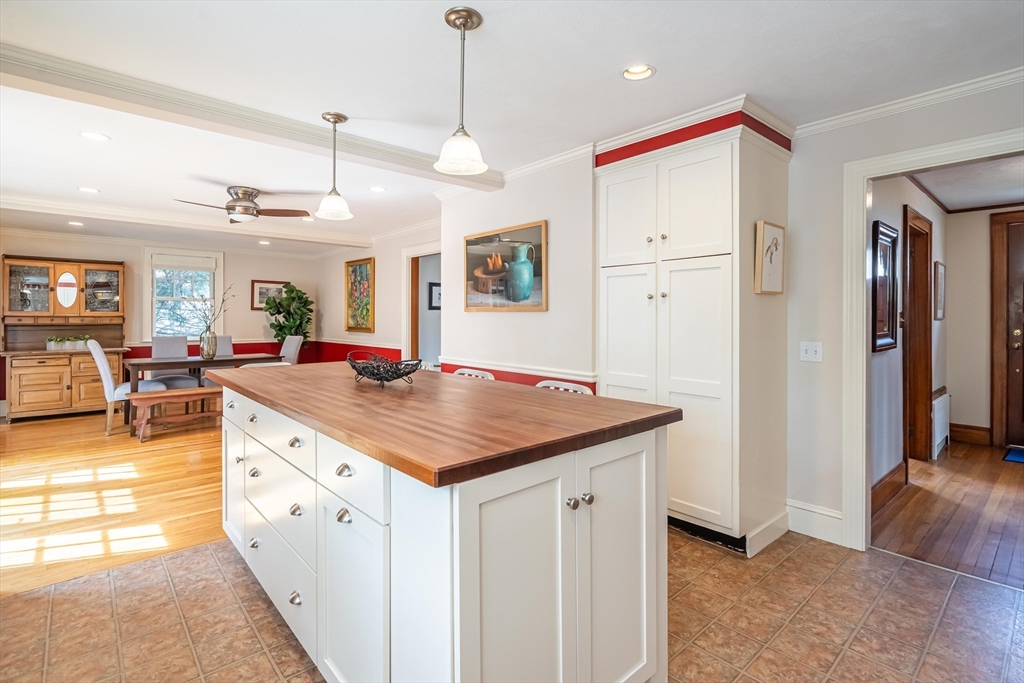 11 Hilltop Ave