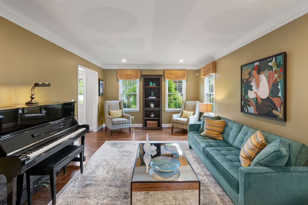 153 Valley Rd
