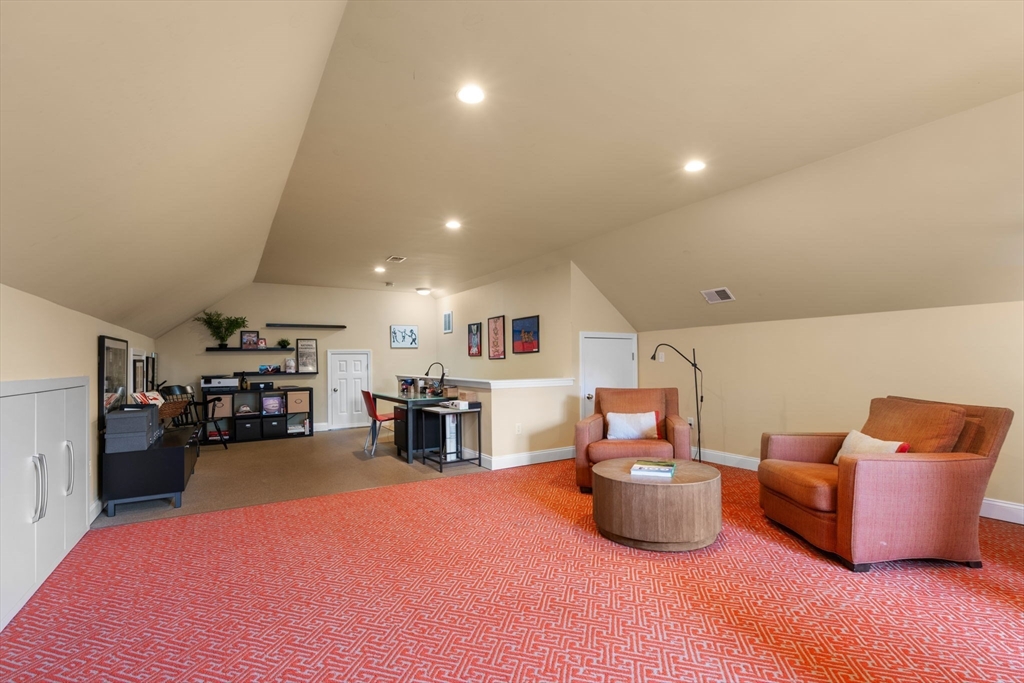 153 Valley Rd
