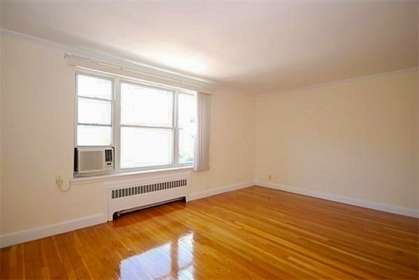 88 Strathmore Rd # 8