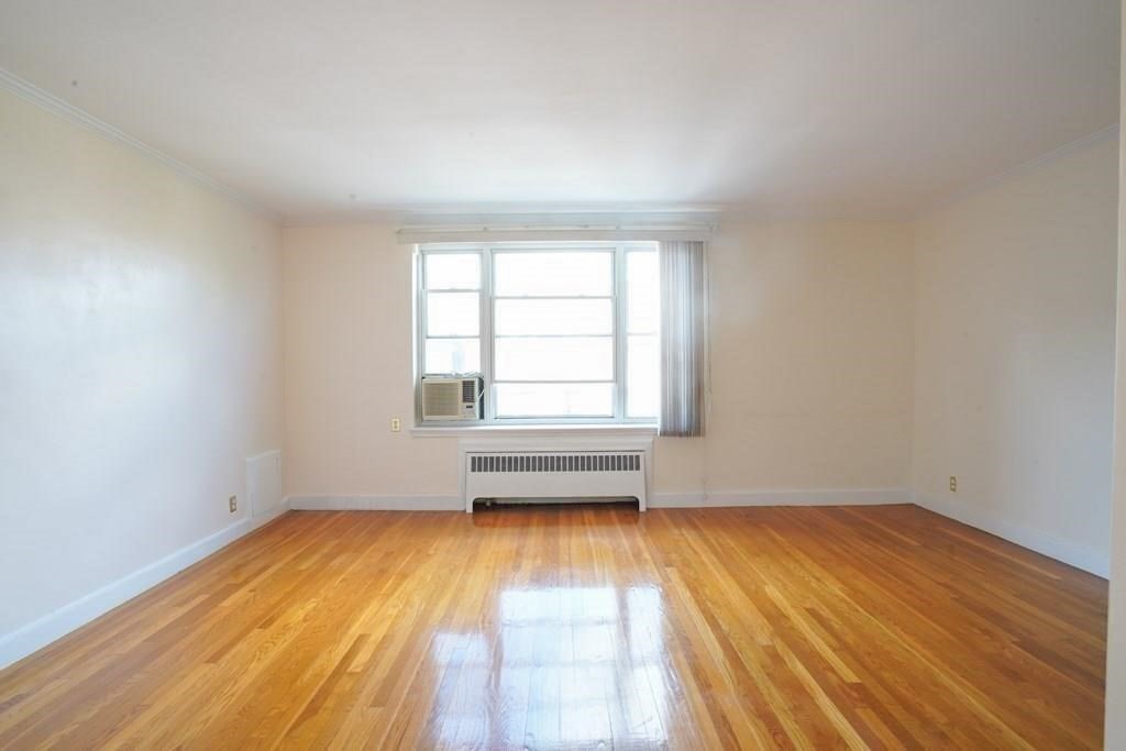 88 Strathmore Rd # 8