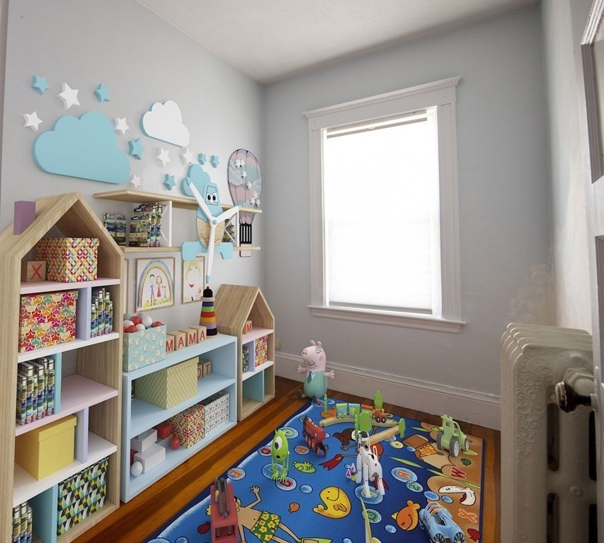 225 225 Belmont St Unit: 2