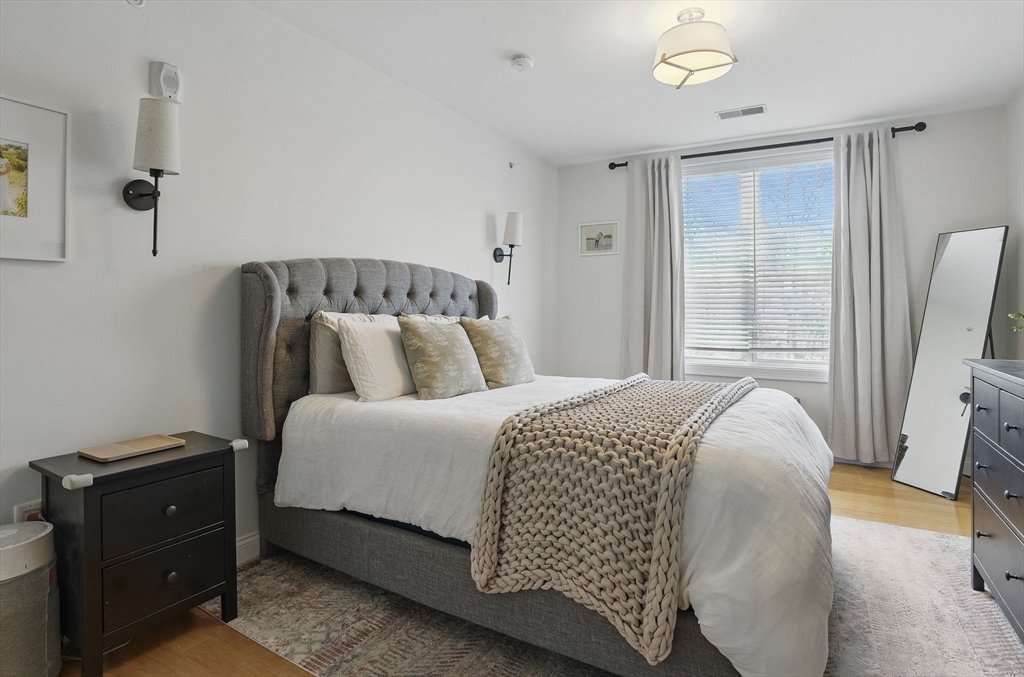 130 Tremont St # 407