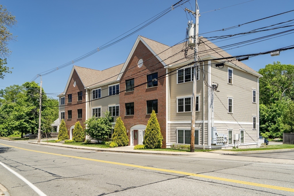 15 Church St # 201