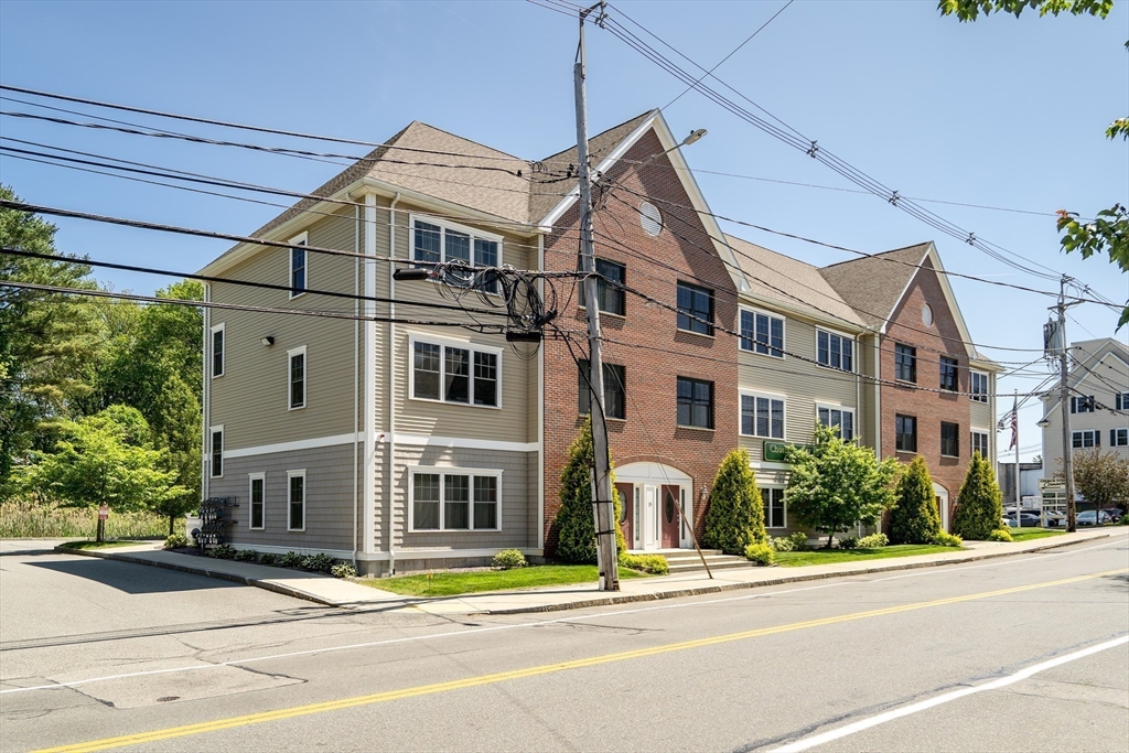15 Church St # 201