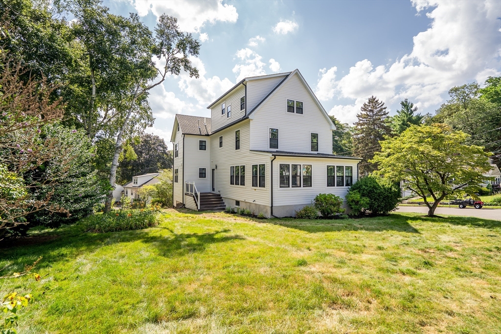 7 Oak Hill Dr