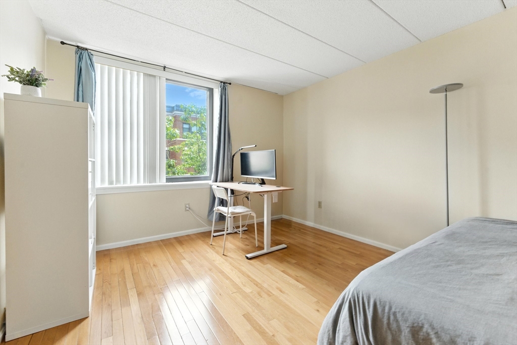 85 Brainerd Rd # 202