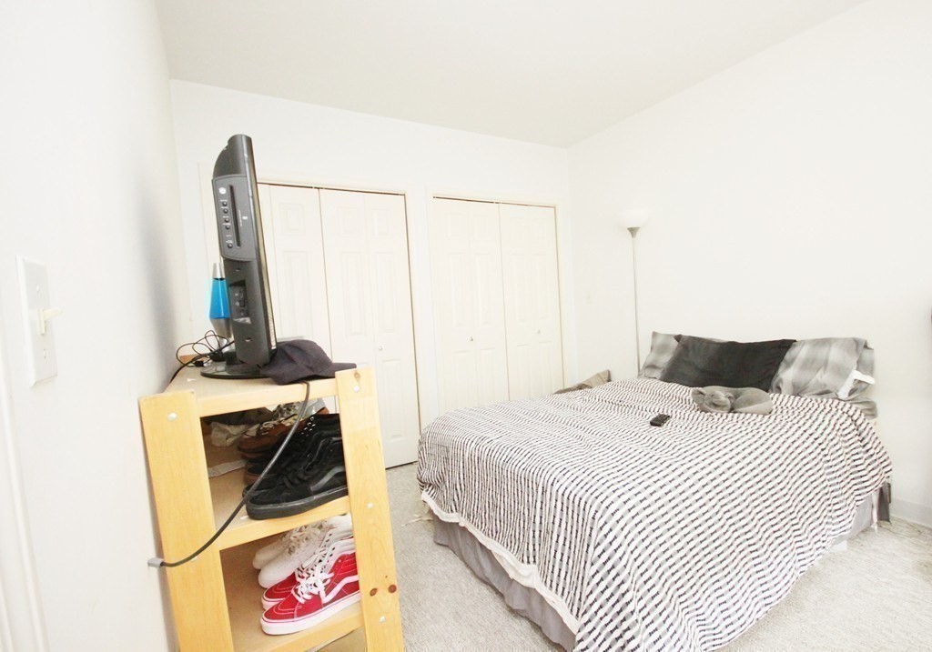 21 Linden St # 318